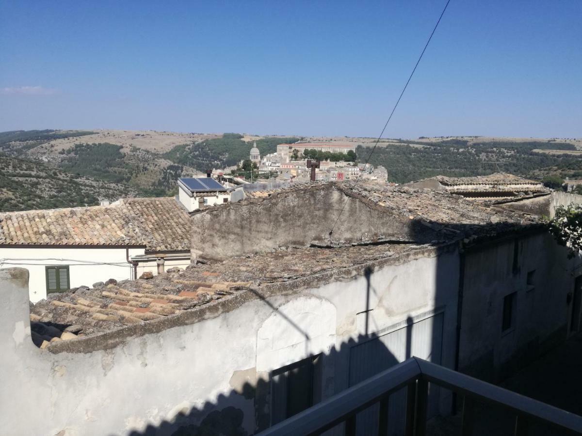 casa vacanze finestre su ibla Ragusa Exterior foto